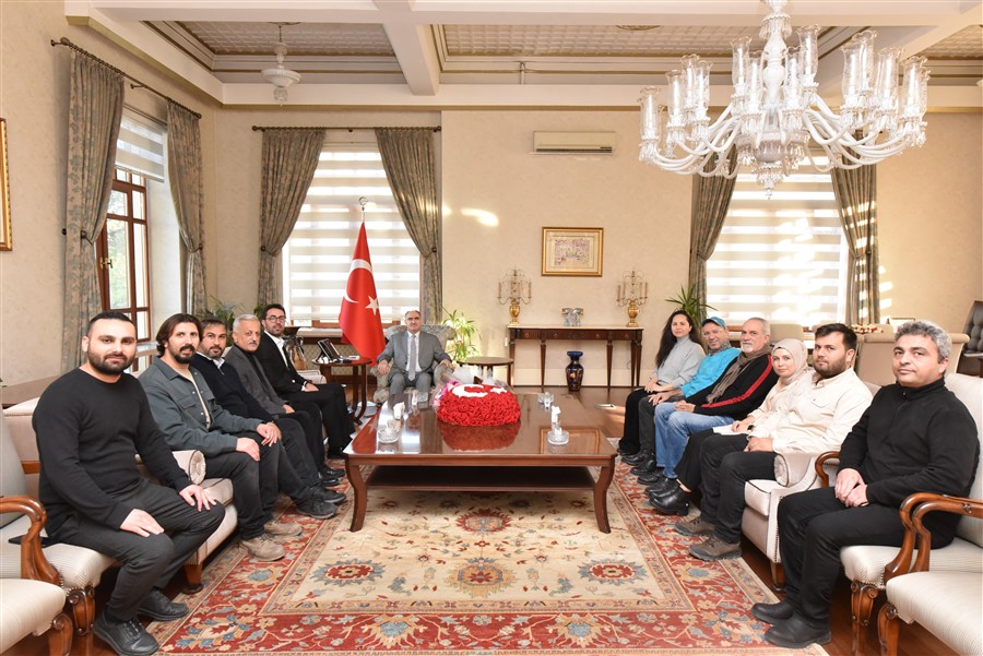 Valimiz Vahdettin Özkan, Manisa Gazeteciler Cemiyeti İle Bir Araya Geldi.